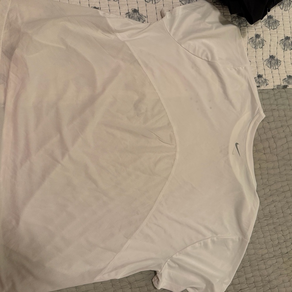 Nike White Dri-FIT Short Sleeve Tee - Picture 3 of 3